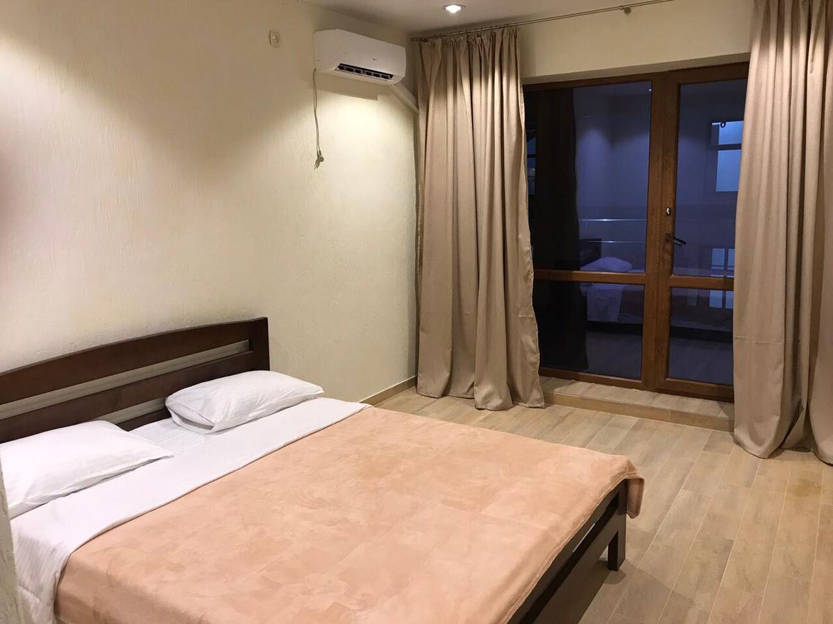 Золотий Лев Hotel Bugaz Exterior foto