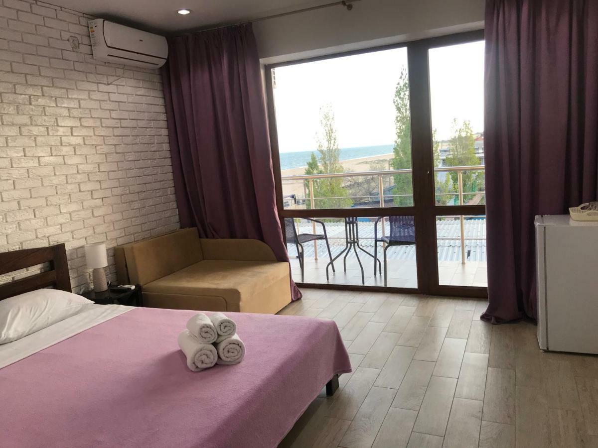 Золотий Лев Hotel Bugaz Exterior foto